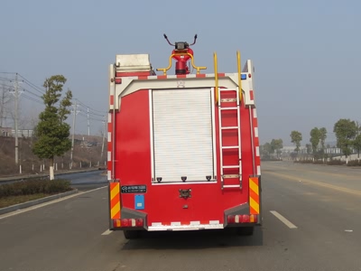 重汽豪沃泡沫消防车